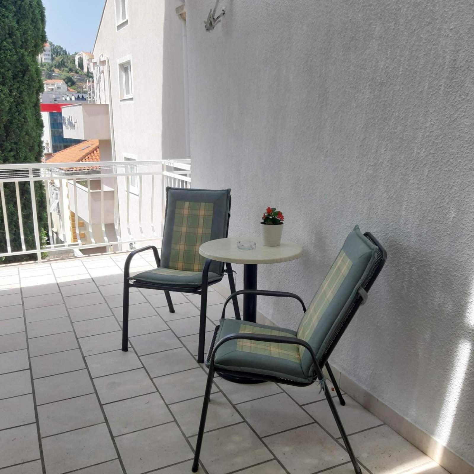 Guesthouse Mm دوبروفينك المظهر الخارجي الصورة