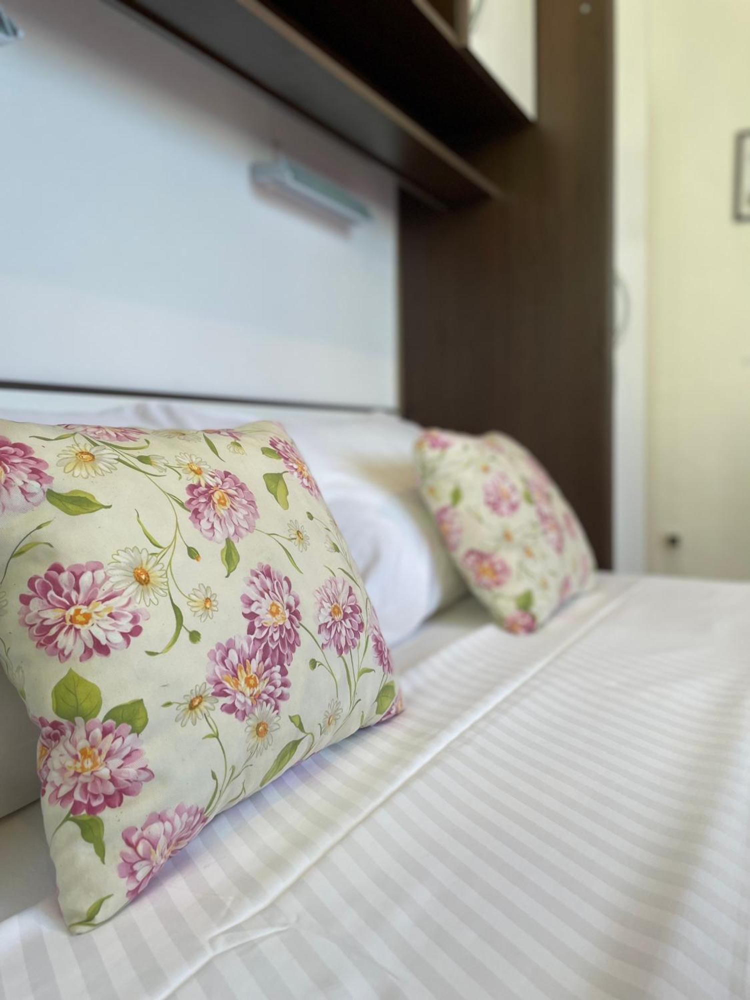 Guesthouse Mm دوبروفينك المظهر الخارجي الصورة